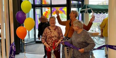 Ontmoet & Groetpleyn officieel geopend